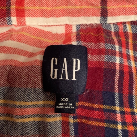 GAP Plus Size Red Button Front Long Sleeve Flannel Top - Picture 9 of 10
